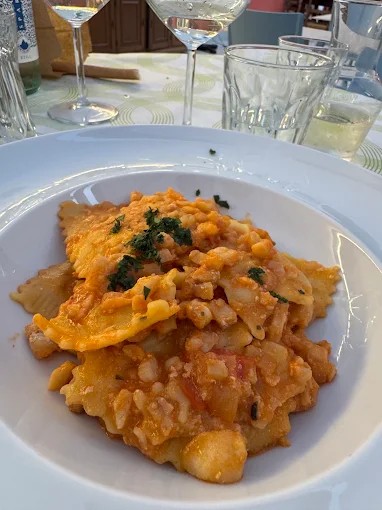 Ravioli al sugo di pesce